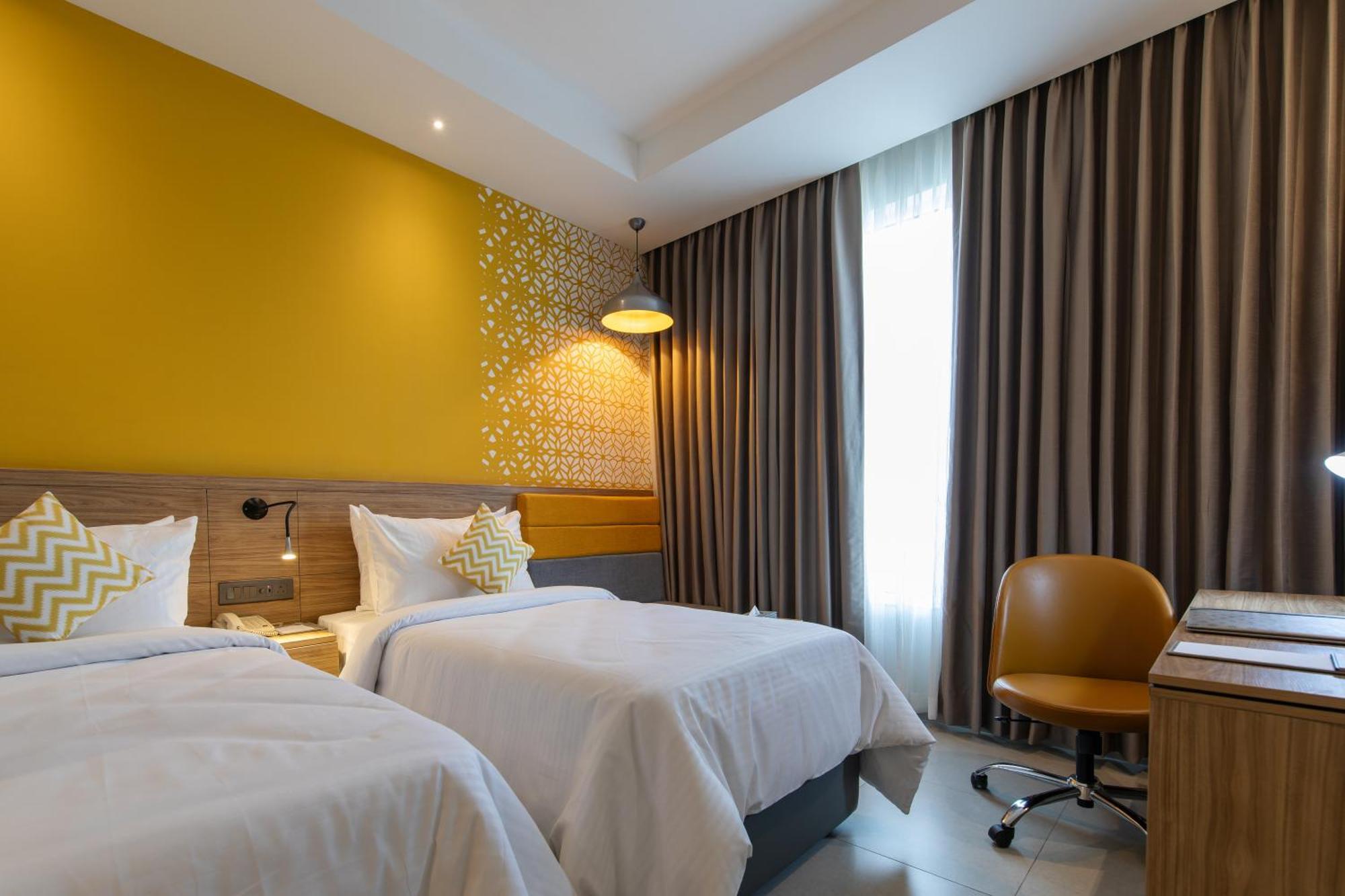 Hometel Alambagh Lucknow - A Sarovar Hotel 외부 사진