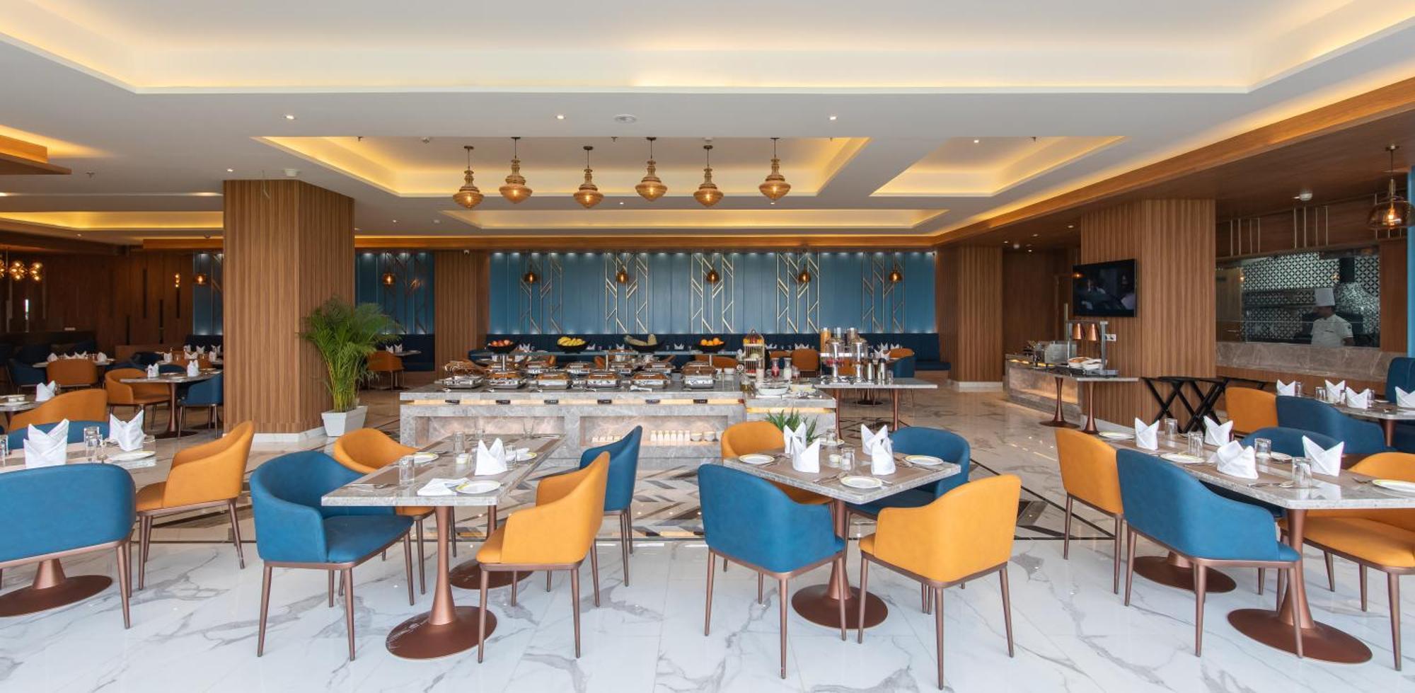 Hometel Alambagh Lucknow - A Sarovar Hotel 외부 사진