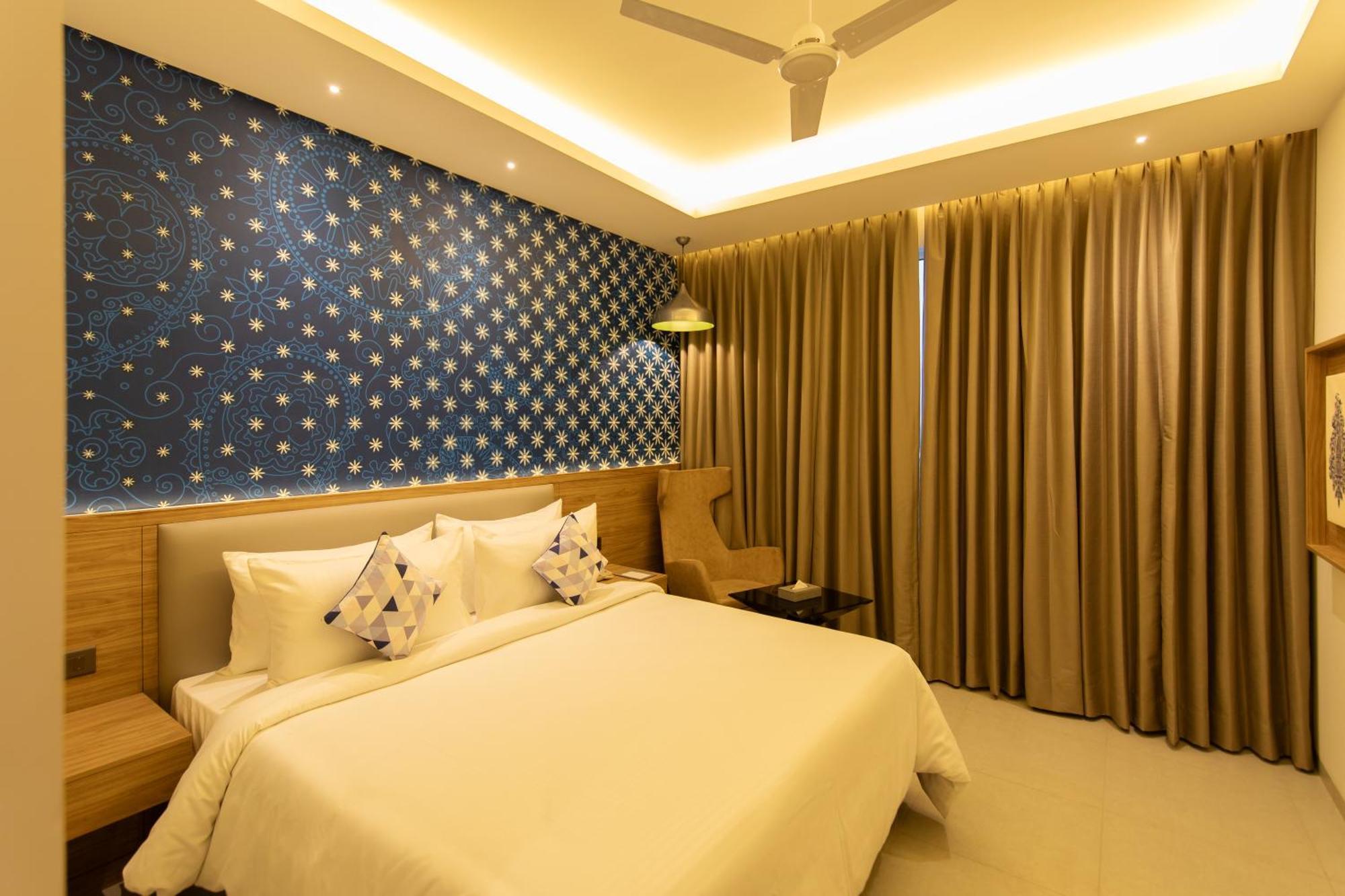 Hometel Alambagh Lucknow - A Sarovar Hotel 외부 사진